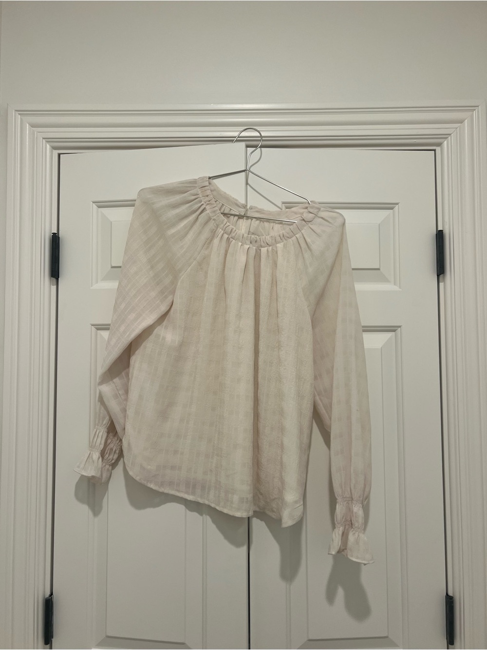LOFT Light Cream Peasant Blouse with Ruffled Cuffs